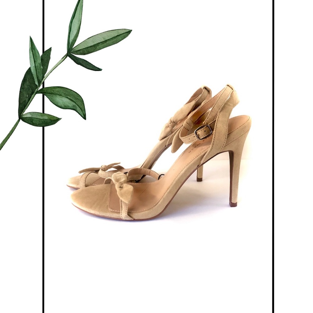 Who What Wear Dainty Tan Heels with a Bow